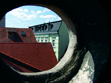 Fenster im Dachboden: Fotografie